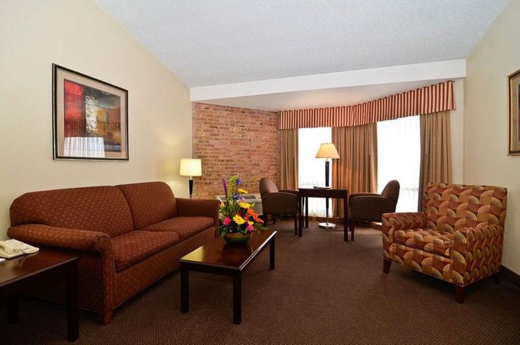 Clock Tower Resort And Conference Center - Rockford Rum bild